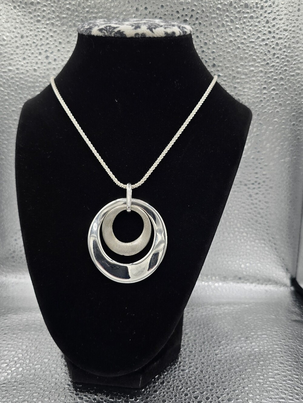 Sterling Silver Popcorn Link Puffy Double Circle Pendant Necklace 20/2.3 Inch